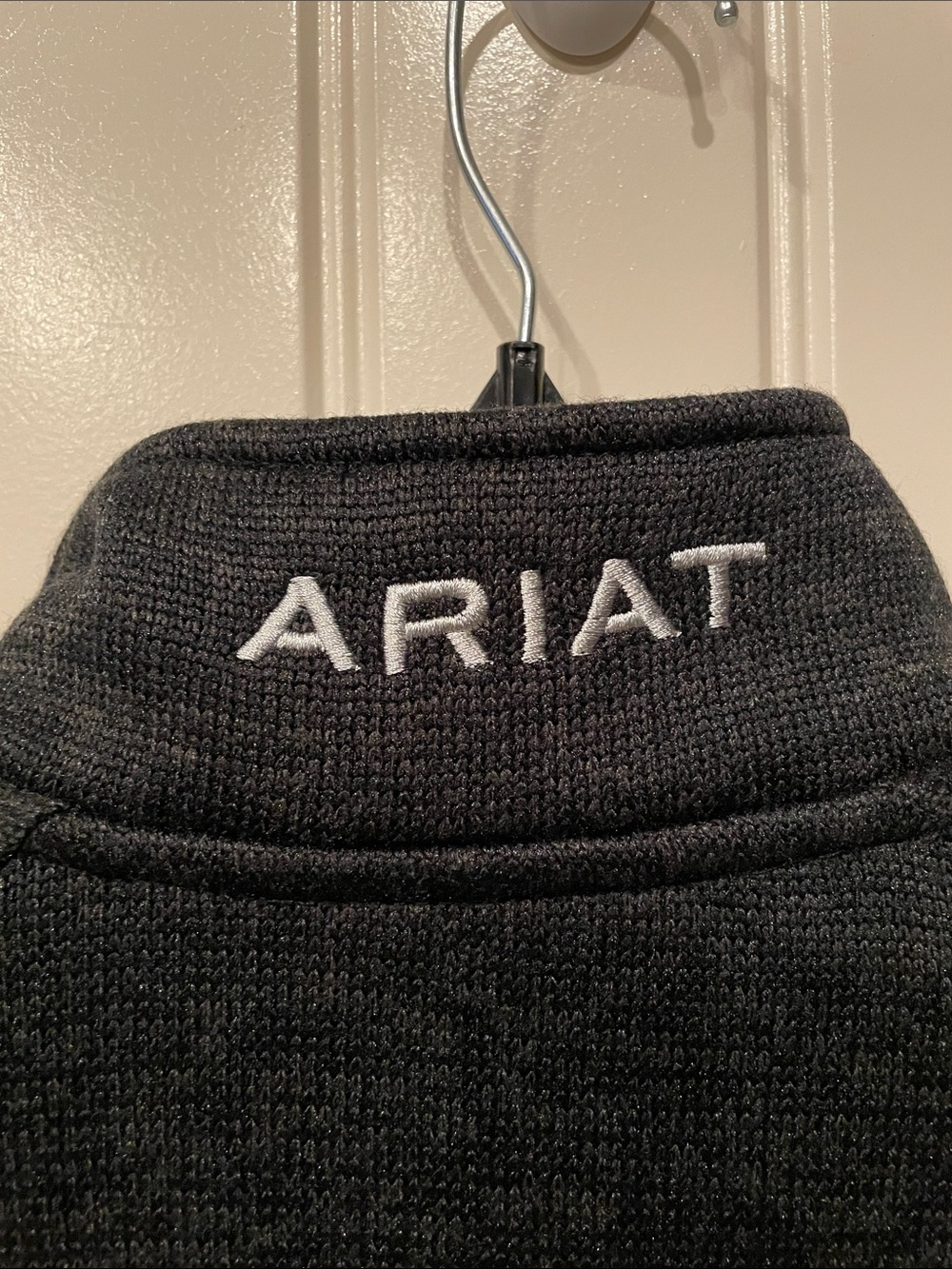 Ariat Caldwell 1/4 Zip Sweater in Charcoal Heather nwt - Picture 8 of 9